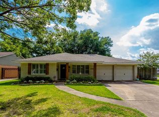 1255 Clovis Rd, Houston, TX 77008