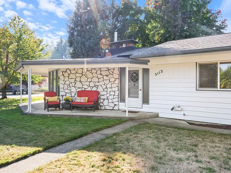 5113 Brassfield Dr SE — Photo 33