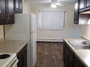 904 13th St NE #1, Jamestown, ND 58401