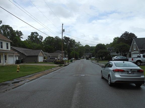 5th image of 430 Cedar Glen Cir