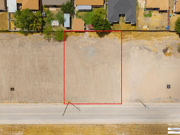 2nd image of 327 Wildrose Ln #E