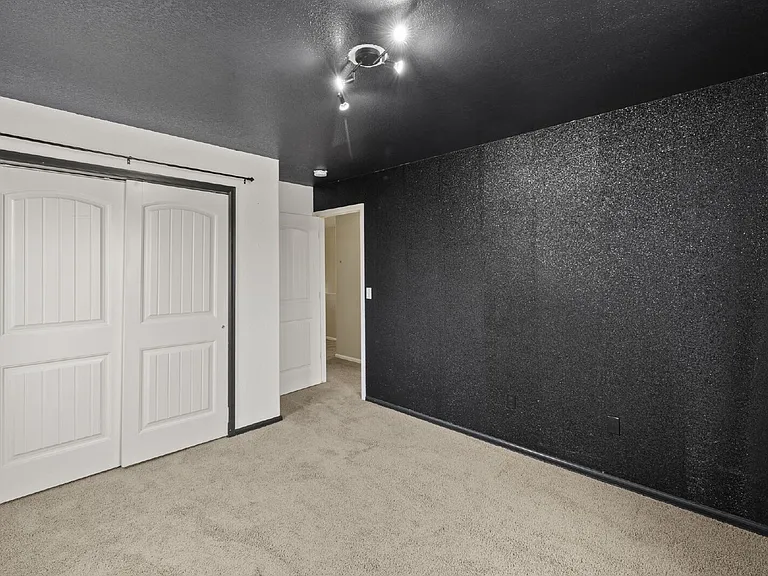 7132 Bracken Pl — Photo 24