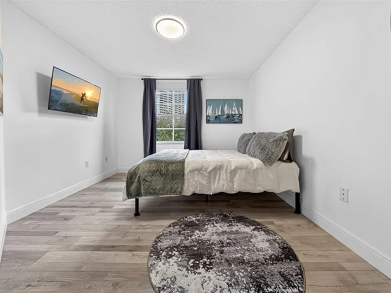 520 SE 5th Ave #2404 — Photo 18