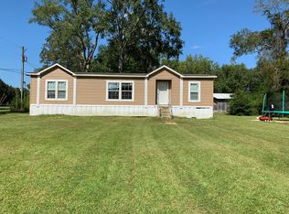 158 Terry Ln, Carriere, MS 39426