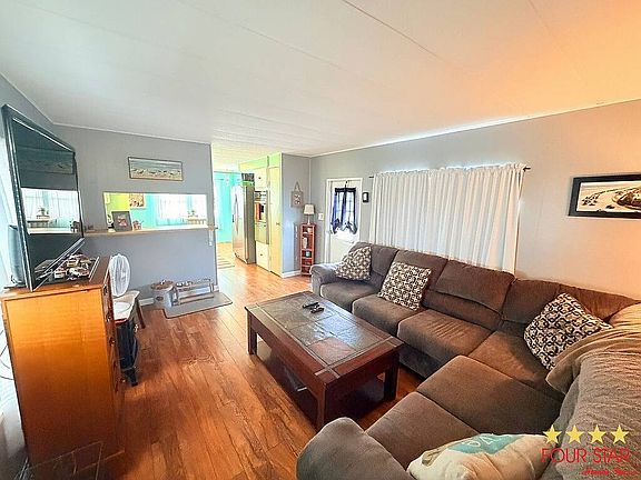 4th image of 341 Davey Rd