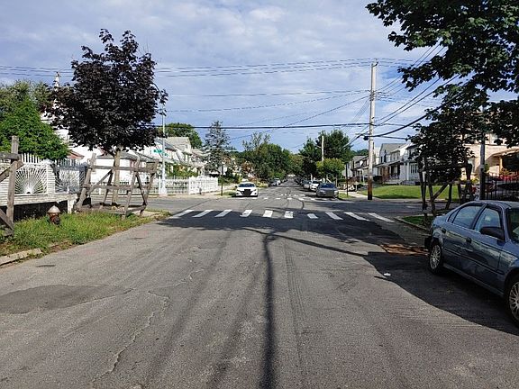 4th image of 9005 215th St