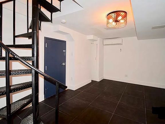 5th image of 1076 Dean St #1A