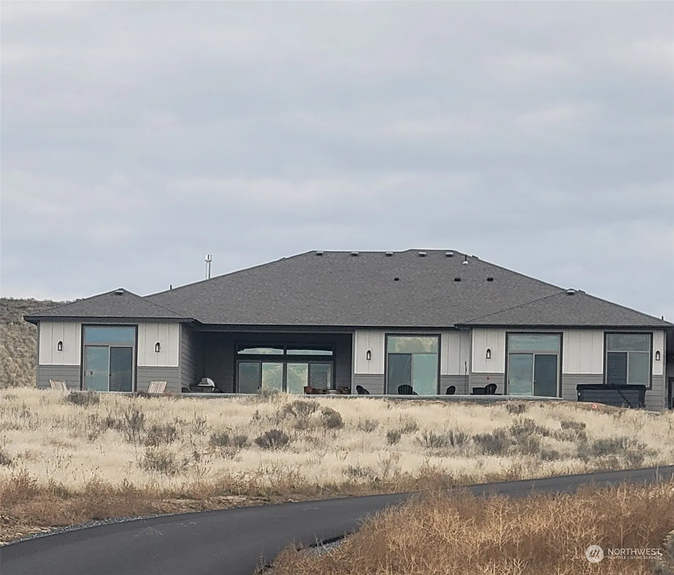 5478 Road 7.3 NE photo 1