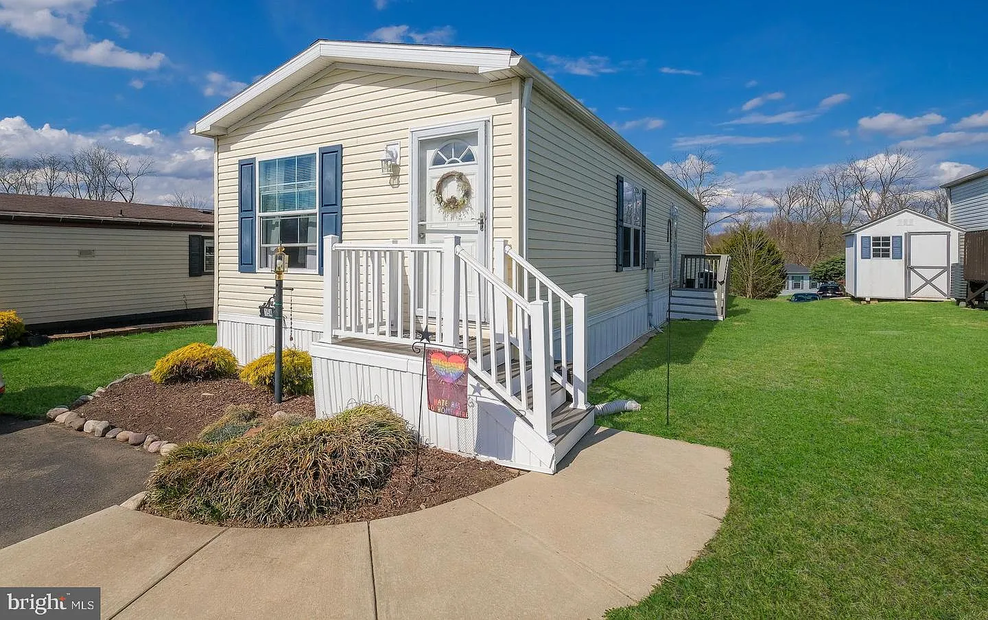 154 Hillside Ct photo 1