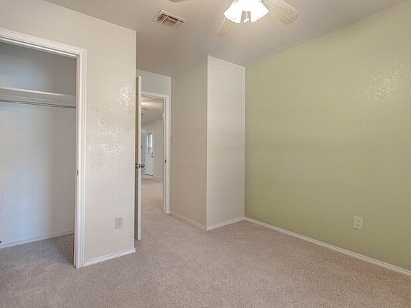 4th image of 504 Brockett St #A