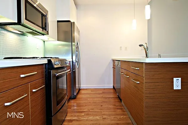 Rented by MNS | media 21