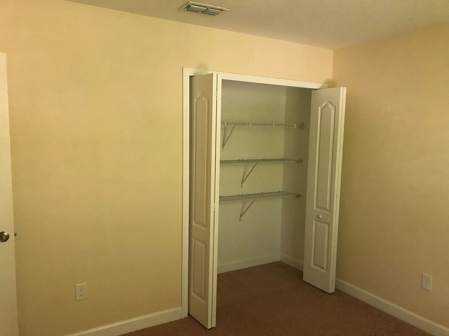 5 Bedroom 2 Story House On Independence - Winter Garden - Lawn Care, Cable And Internet Included — Photo 4
