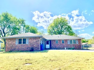 2032 J St SW, Miami, OK 74354