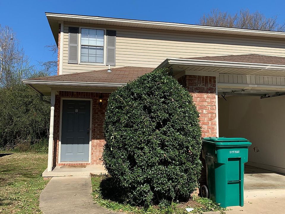411 Valley Drive Apt 1