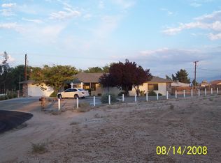 14273 Crow Rd, Apple Valley, CA 92307