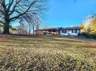 543 Fisher Valley Rd, Dobson, NC 27017