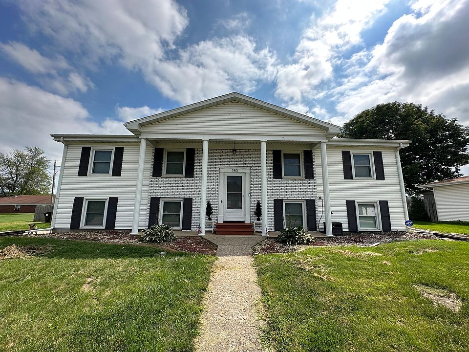 1st image of 150 E Oakwood St