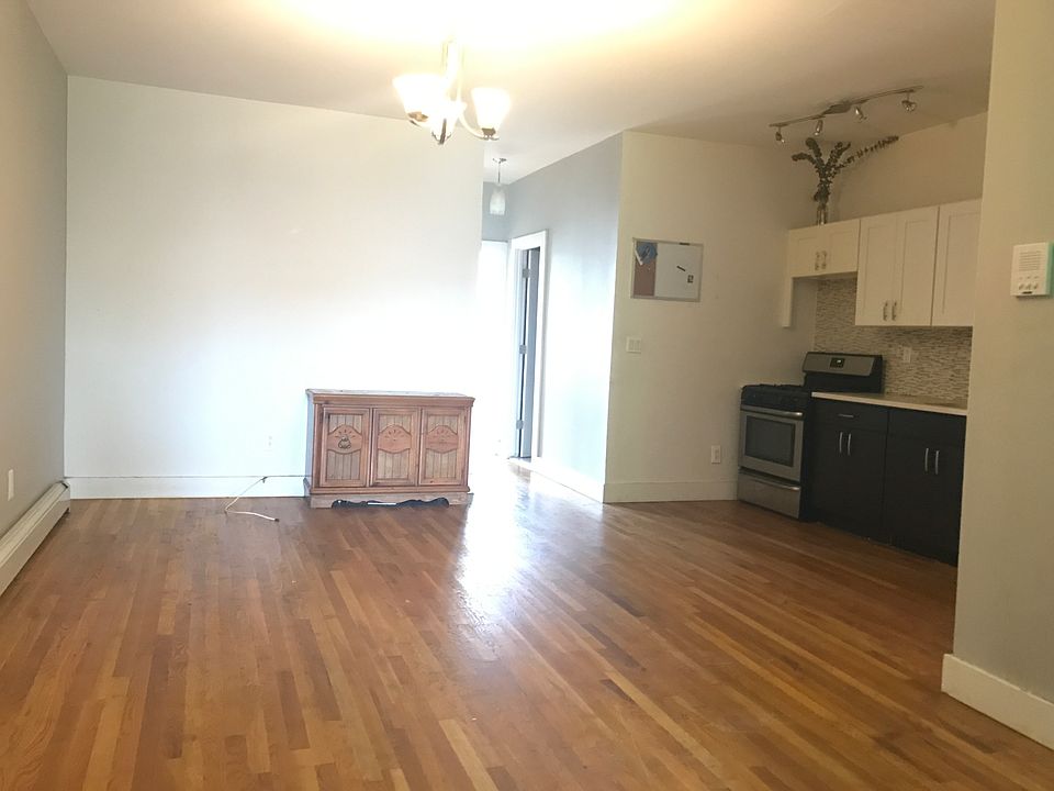 1st image of 814 Macdonough St #2WE