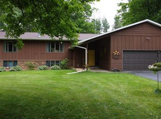 N1583 Rolling Hills Rd, Antigo, WI 54409