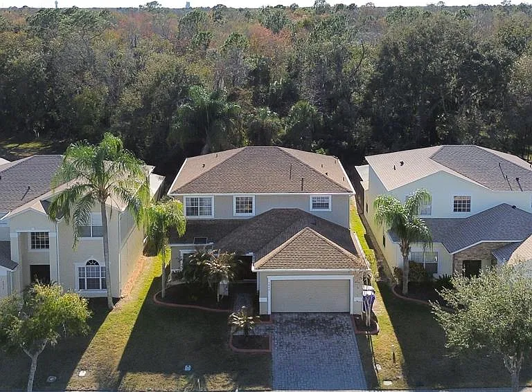 4608 Cumbrian Lakes Dr — Photo 1