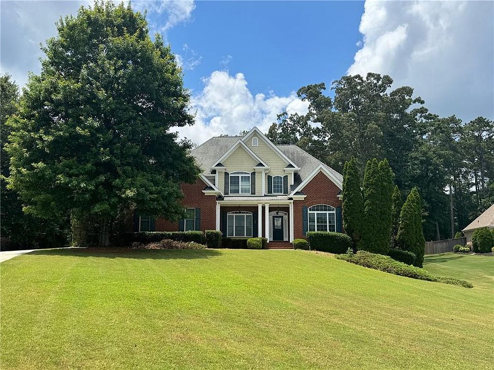 1st image of 130 Wickham Dr