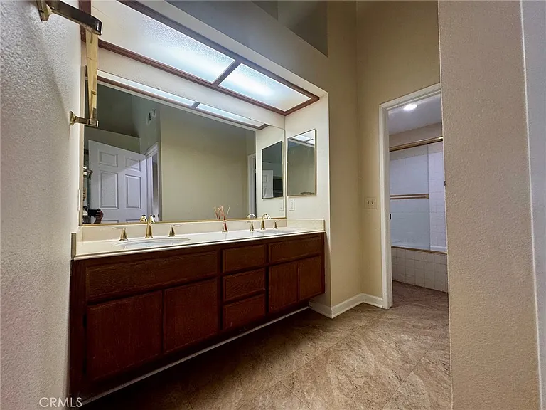 1953 Cobblefield Way — Photo 16