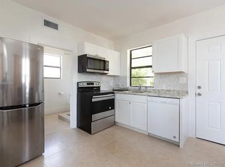 620 NW 10th Ave #2, Miami, FL 33136