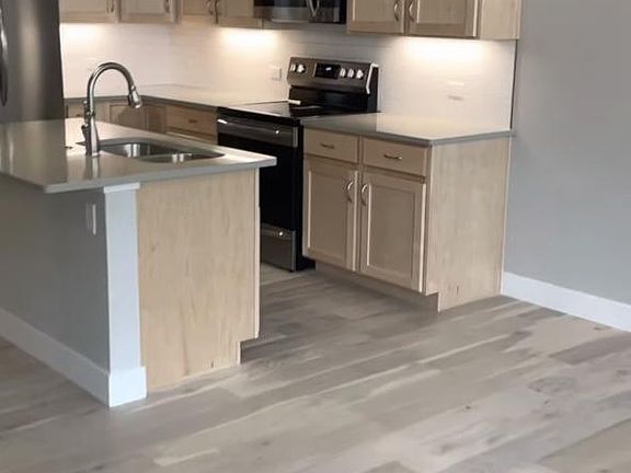 2nd image of 5101 Autumn Leaf Dr