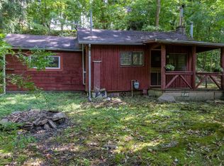 495 Falling Run Rd, Morgantown, WV 26505