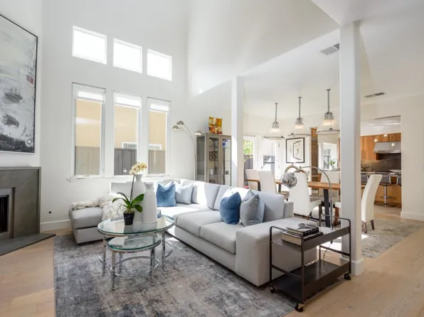 132 Buckthorn Way, Menlo Park, CA 94025