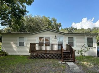 1001 Grandaddy Ln, Lutz, FL 33548