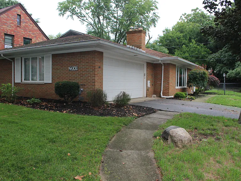 2700 Cheltenham Rd — Photo 2