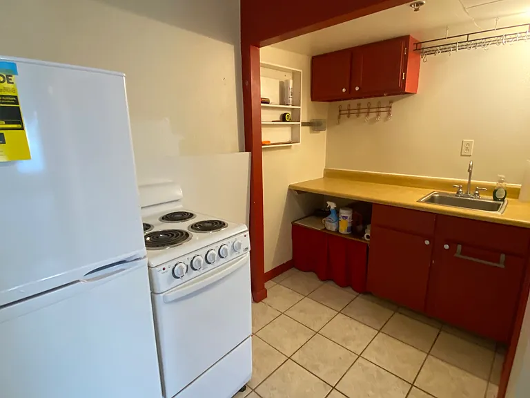 12 W Winter St #3 — Photo 3