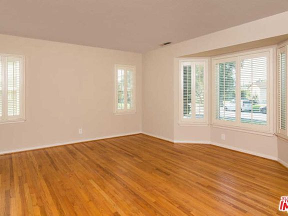 2nd image of 2710 Bagley Ave