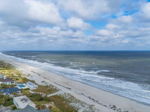 225 11TH Street, Atlantic Beach, FL 32233