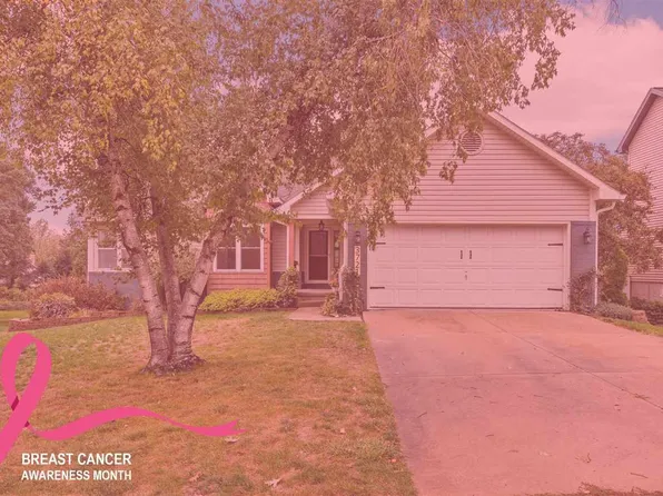 3721 Coppermill Rd NE, Cedar Rapids, IA 52402