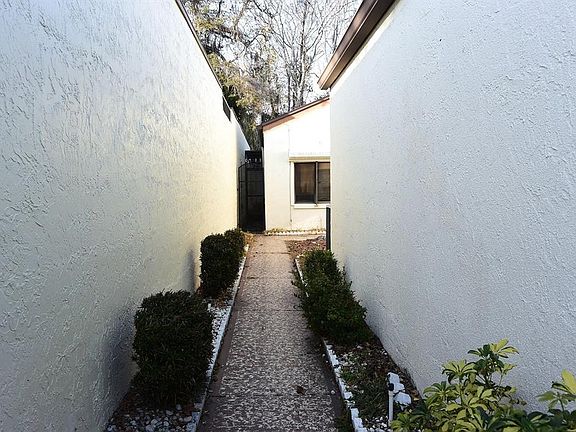 4th image of 5645 HAMILTON HARBOR DRIVE
