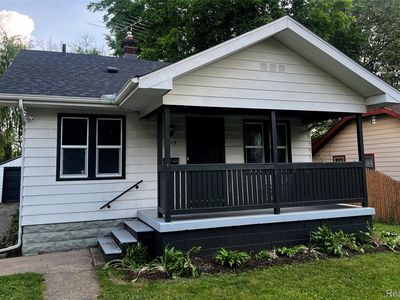 2613 Flushing Rd, Flint, MI, 48504
