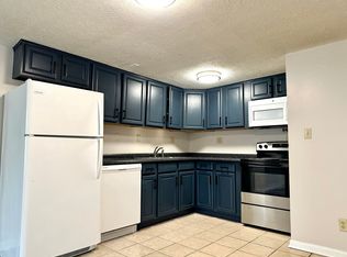 2600 Le Blanc Ct., Louisville, KY 40206