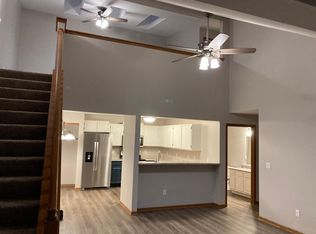 4887 Easy St, Hartland, WI 53029