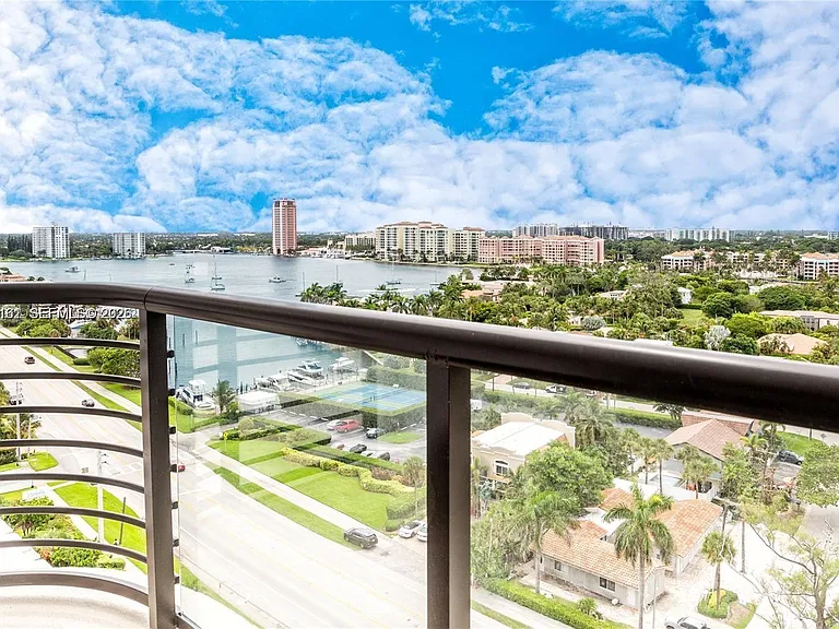 250 S Ocean Blvd #14H — Photo 15