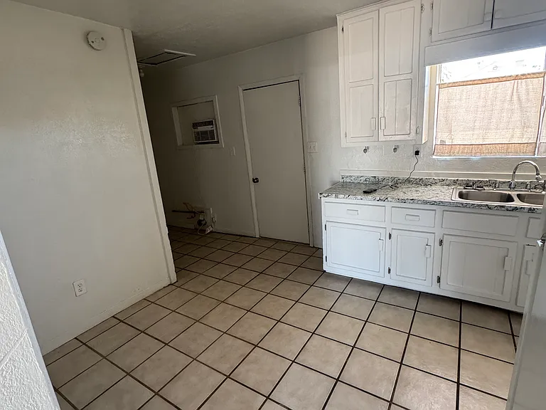 613 Butte St — Photo 3