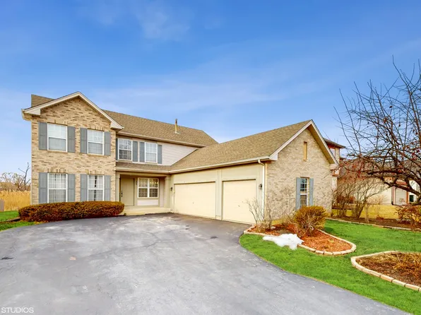 26 N Brittany Ln, Hainesville, IL 60030