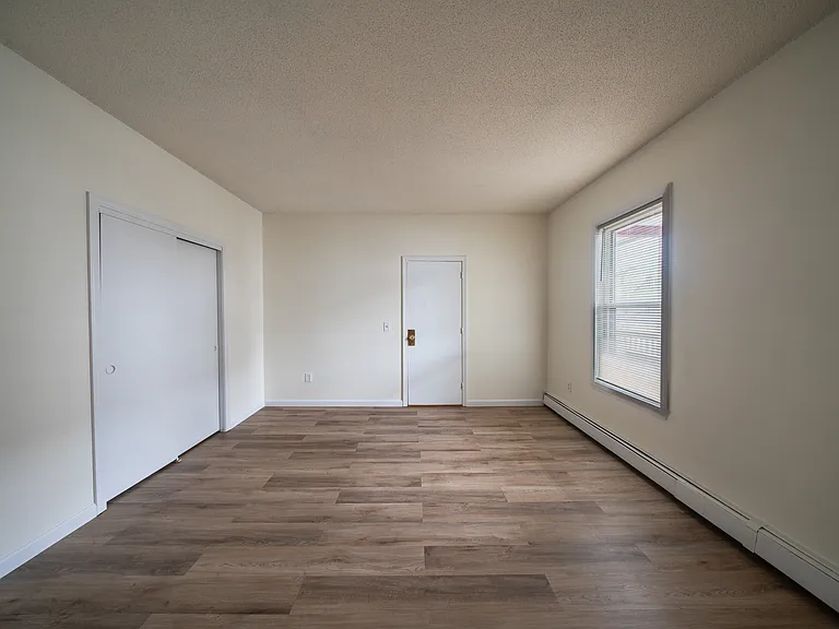 395 Lake Ave — Photo 7