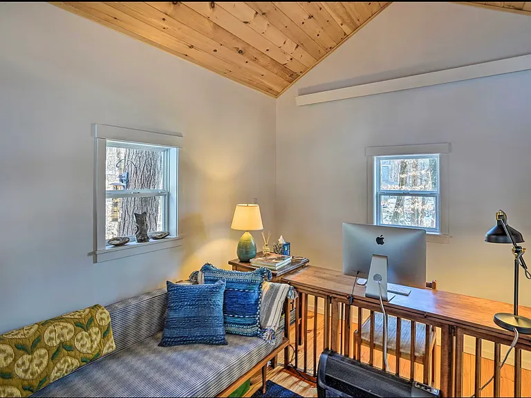 145 Falls Brook Rd — Photo 9