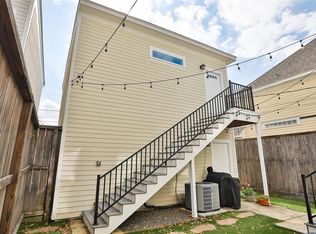 444 W 22nd St #B, Houston, TX 77008
