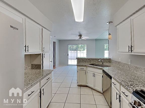 4th image of 2835 Floral Peak Dr #1