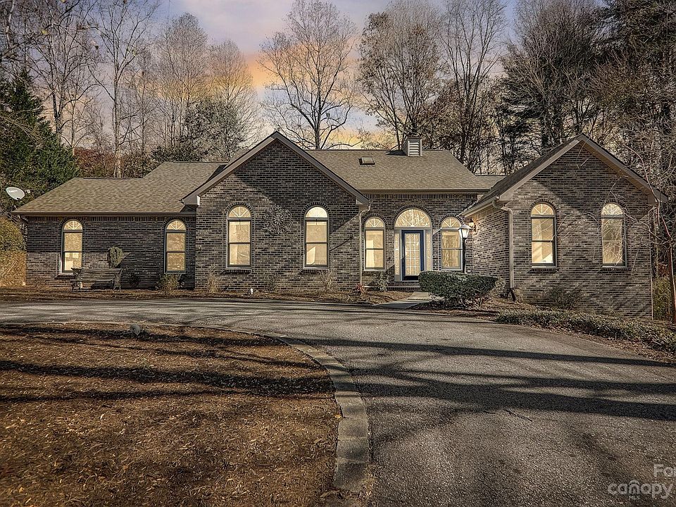 1st image of 90 Whitfield Ln