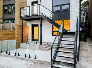 1250 Davenport Rd #1, Toronto, ON M6H 2G9