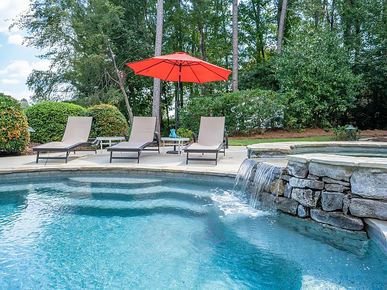 1591 Bennett Springs Dr — Photo 32